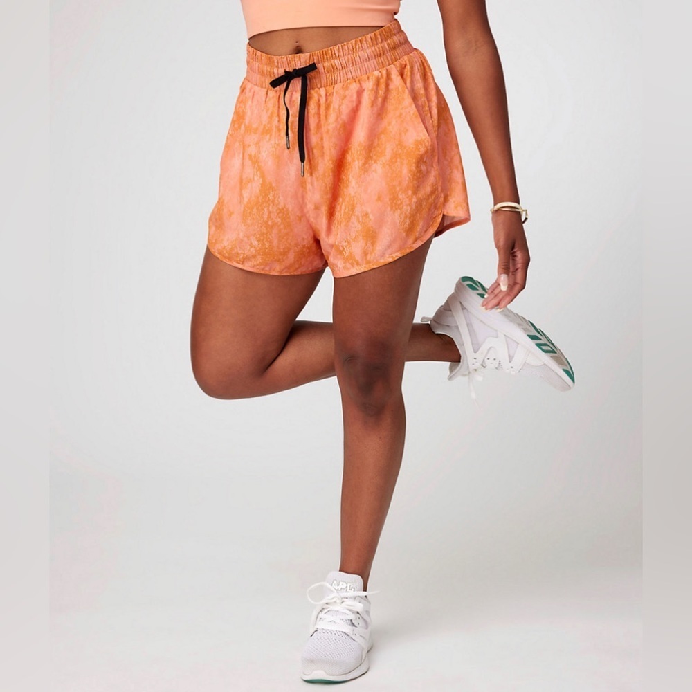 Tone it Up Run With you Short